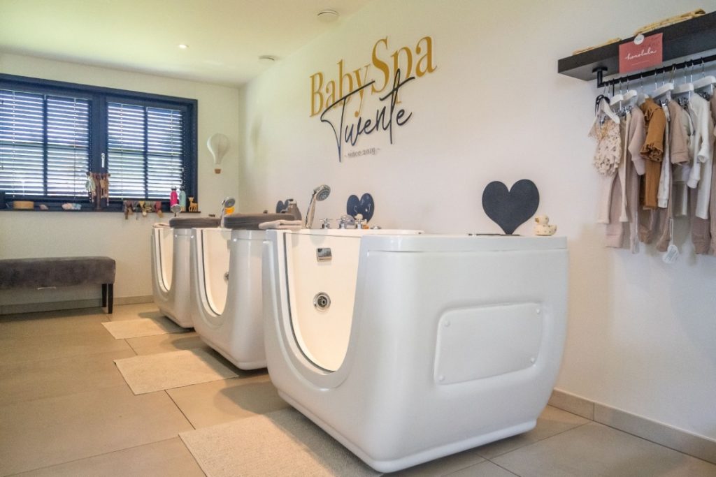 De floatbadjes van Baby Spa Twente